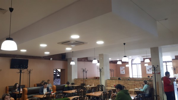 Косметический ремонт помещения кафе от 1 500 р./ м2 Косметический ремонт помещения кафе от 1 500 р./ м2